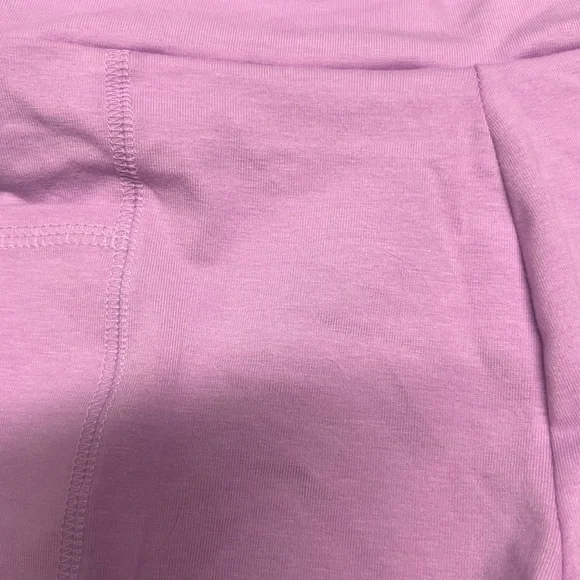 OshKosh B'gosh Lavender Bike Shorts - Picture 4 of 4